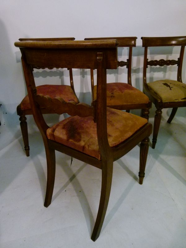 Set of six Regency/George IV rosewood dining chairs, each having panelled figured top rail over - Bild 8 aus 14