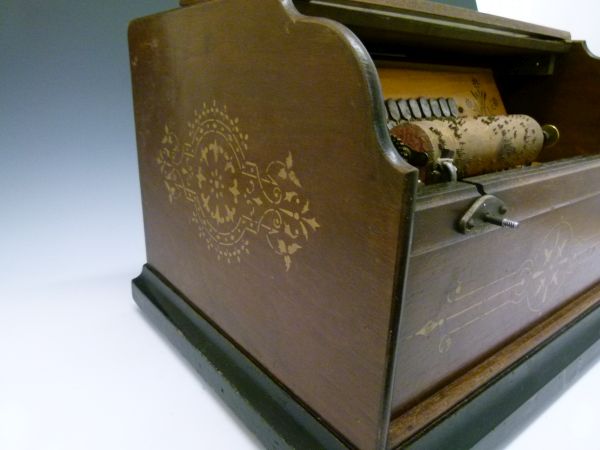 Late 19th/early 20th Century American 'Cabinet Roller Organ', by the Autophone Co., Ithaca New York, - Bild 7 aus 12