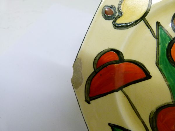 Rare Clarice Cliff Fantasque octagonal side plate, painted with a stylised foliate spray, 14.5cm - Image 4 of 9