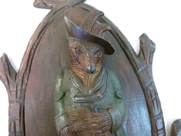 Late 20th Century Black Forest type wall mounted hat/coatrack, formed as an anthropomorphic fox, - Bild 7 aus 10
