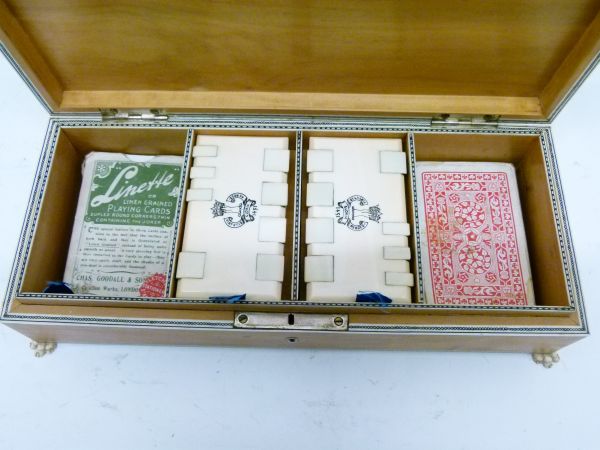 Early 20th Century Indian ivory inlaid satinwood card box, the cover inlaid with the crest of the - Bild 11 aus 13