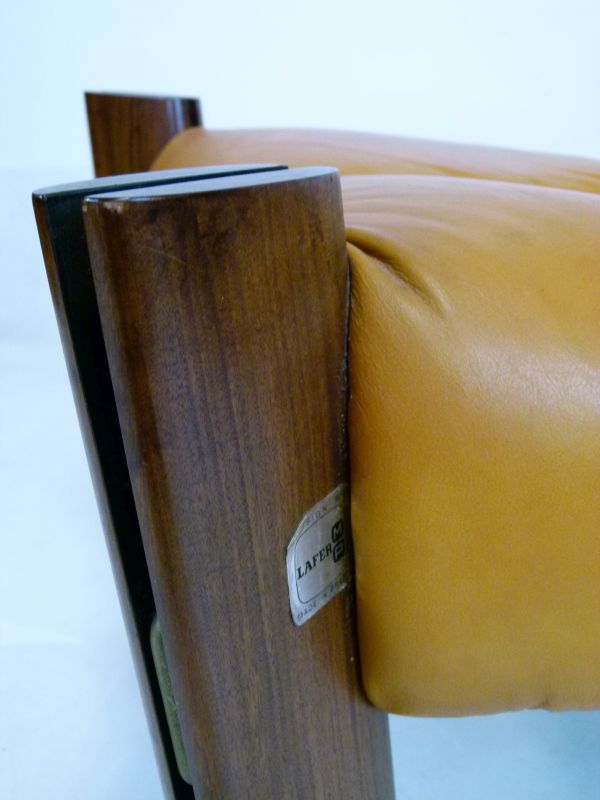 Modern Design - Percival Lafer (Brazilian) circa 1970s rosewood and yellow leather stool, the - Bild 6 aus 12