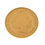 Coins - 1999 Guernsey £25 Gold Coin commemorating the Wedding of Prince Edward and Miss Sophie