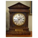 Early 20th Century oak-cased bracket or mantel clock, Winterhalder & Hofmeier, retailed by Morath