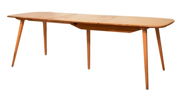 Ercol 'Golden Dawn' elm draw-out extending dining table with two leaves on splayed supports, 222cm x