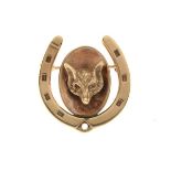 Hunting Interest - 9ct gold bar brooch of horseshoe design with central fox mask, 6.2g approx