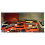 Vintage Triang railways R23 Royal Mail Coach set, within original box, also to include a quantity of