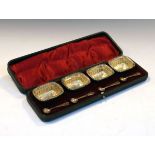 Set of four Victorian salts and spoons, Chester 1897, cased, 2.1toz approx