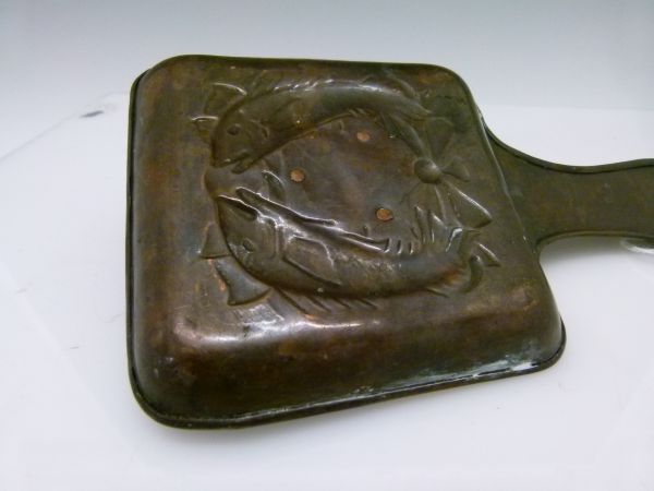 Newlyn copper chamber candlestick, having embossed decoration of two stylised fish and stamped - Image 7 of 9