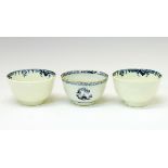 Pair of 18th Century Worcester 'Chrysanthemum' pattern tea bowls, each with moulded external