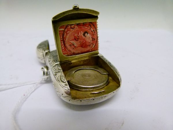 Victorian silver vesta case with integral stamp and sovereign holder, having allover engraved floral - Image 6 of 8