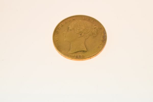 Gold Coin, - Victorian sovereign 1862, young head, uncirculated Condition: Appears extremely - Image 2 of 4