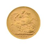 Gold Coin, Victorian sovereign 1900, old head Condition: Minor surface wear and scratching, nicks to