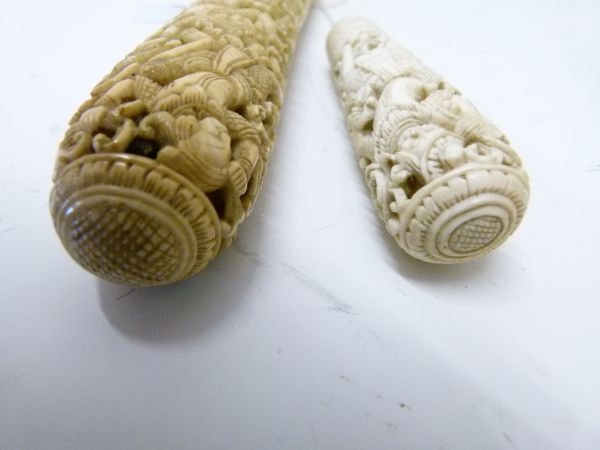 Two 19th Century Indian carved ivory handles, the longer possibly from a sword or staff, the shorter - Image 7 of 7