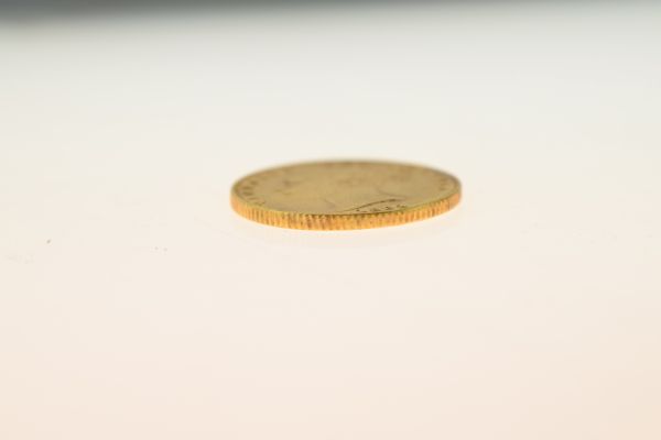 Gold Coin, - Victorian sovereign 1862, young head, uncirculated Condition: Appears extremely - Image 4 of 4