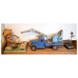 Vintage 1950's Soviet Russian tin plate Zil model toy breakdown truck with crane, in blue with