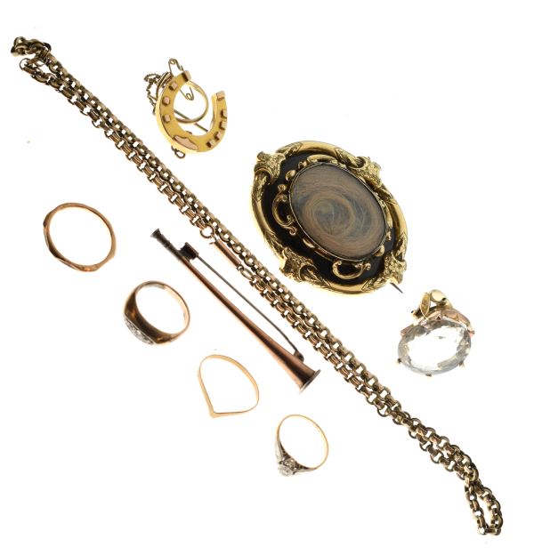 Group of gold and yellow metal jewellery to include; large Victorian mourning brooch with hair