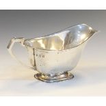 Edward VII silver sauce boat in the Art Deco style, Birmingham 1936, 7.3cm high, 4.8toz approx