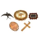 Small selection of jewellery comprising: unmarked yellow metal cross pendant set central seed pearl,