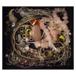Selection of dress, fashion and costume jewellery to include pink quartz boulder necklace with