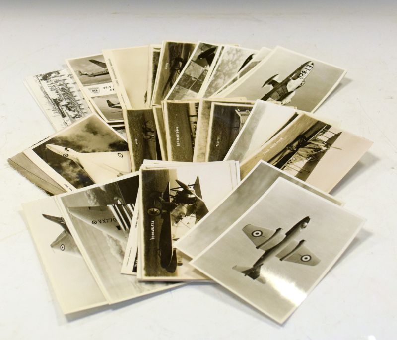 Postcards/Aviation Interest - Collection of approximately 50 mid 20th Century photographic postcards