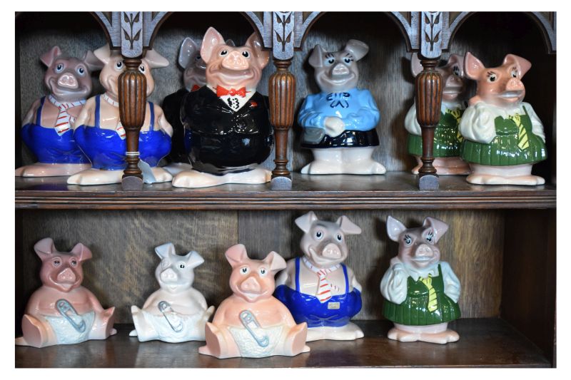 Wade - Collection of Nat West piggy banks