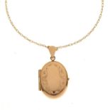 9ct gold oval locket with fine chain, 2.6g gross approx