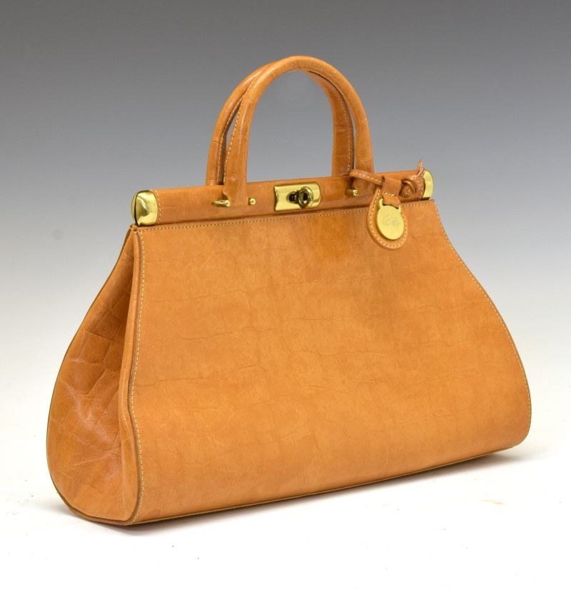 Mulberry brown Congo leather Gladstone handbag, having twist lock and add-on shoulder strap, with