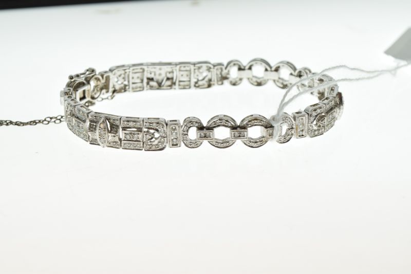 Diamond set 18ct white gold Art Deco style bracelet, set throughout with a total of one hundred - Image 3 of 7
