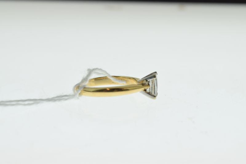 Diamond single stone 18ct gold ring, the Millennium cut of approximately 1.07 carats, measuring - Image 4 of 7