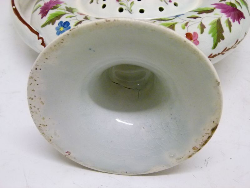 Late 18th/early 19th Century pearlware puzzle jug, attributed to Hartley, Greens & Co (Leeds), of - Image 8 of 10