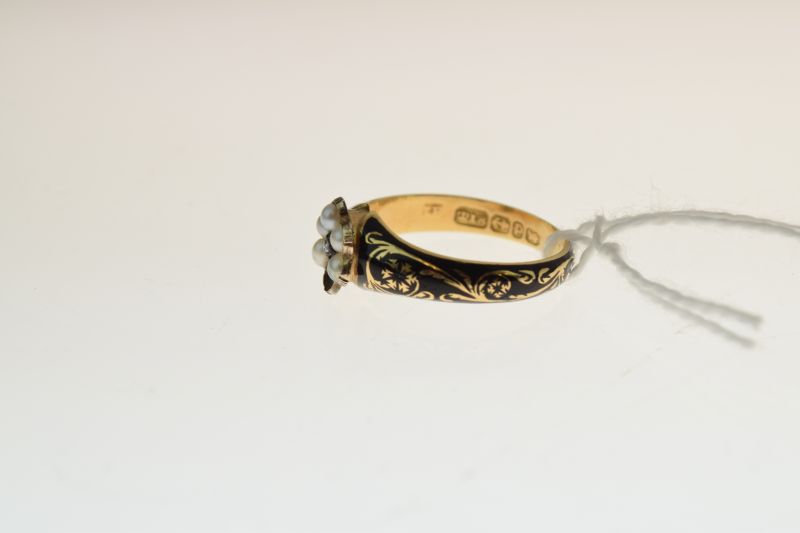 Victorian mourning ring, Birmingham 1838, the central rose cut diamond enclosed by split pearls ( - Image 3 of 6