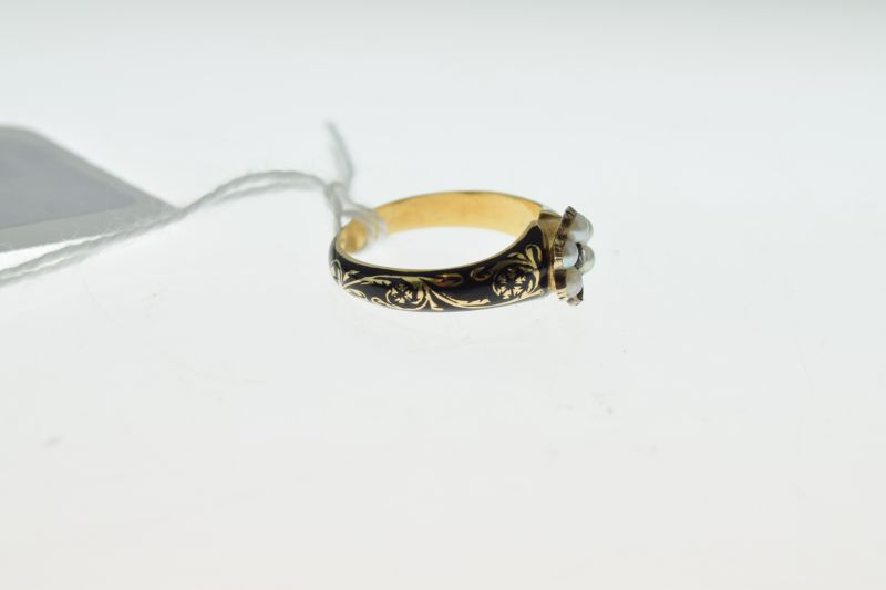 Victorian mourning ring, Birmingham 1838, the central rose cut diamond enclosed by split pearls ( - Image 4 of 6