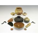 Antiquities - Mixed selection, including 'Frog' oil lamp believed Egyptian circa 3rd/4th Century AD,