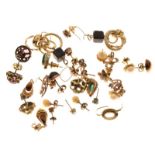 Selection of gold, yellow metal and other ear studs, etc