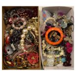 Assorted costume, fashion and dress jewellery