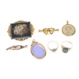 Assorted jewellery to include; yellow metal and micro mosaic floral brooch, cased 9ct shamrock