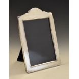 Elizabeth II silver picture frame, Sheffield 1996, 24cm high