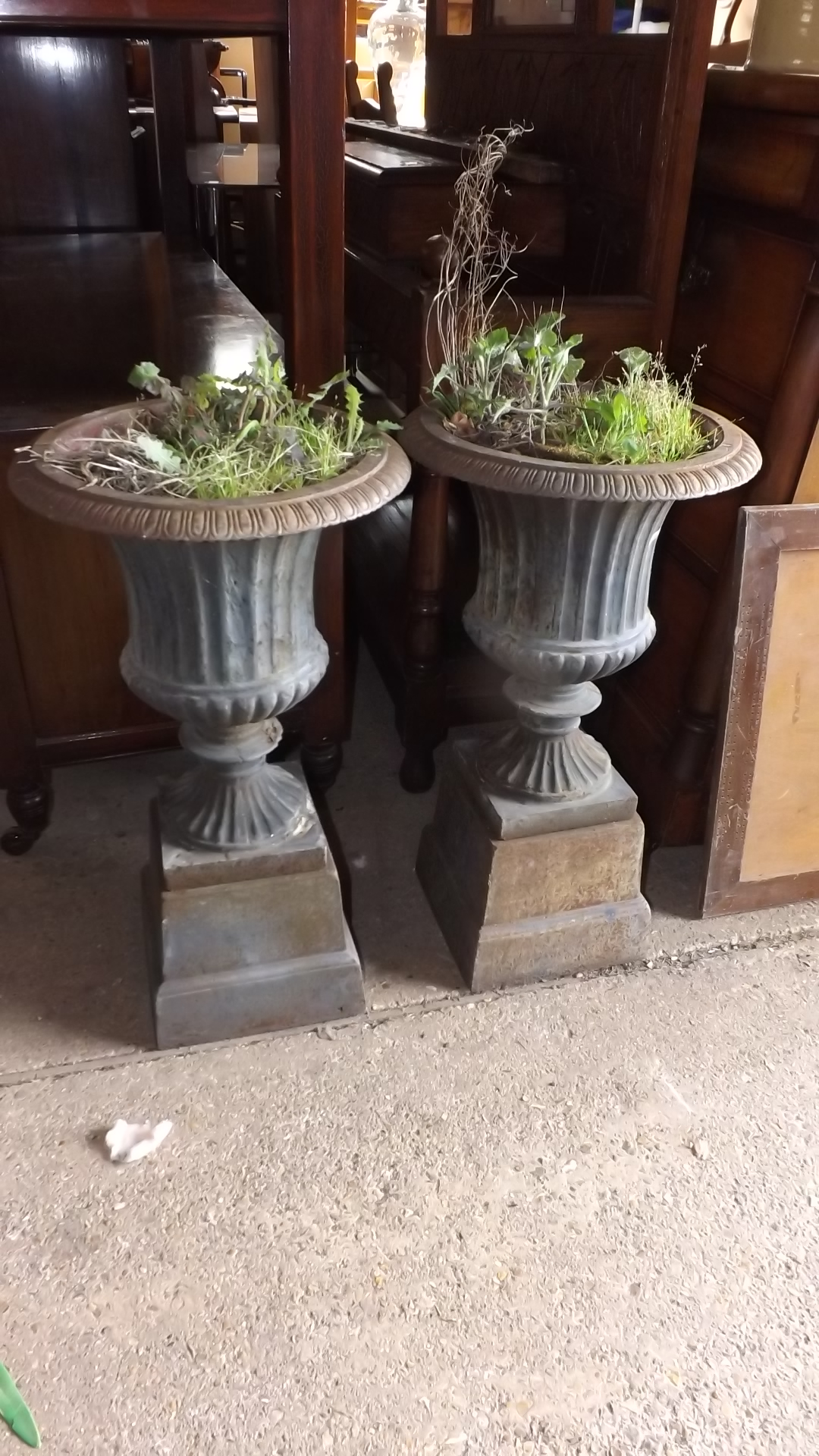 A pair of 19th century style cast iron u