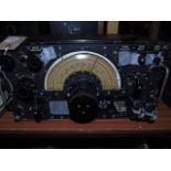 VINTAGE MILITARY RECEIVER EST[£40-£60]