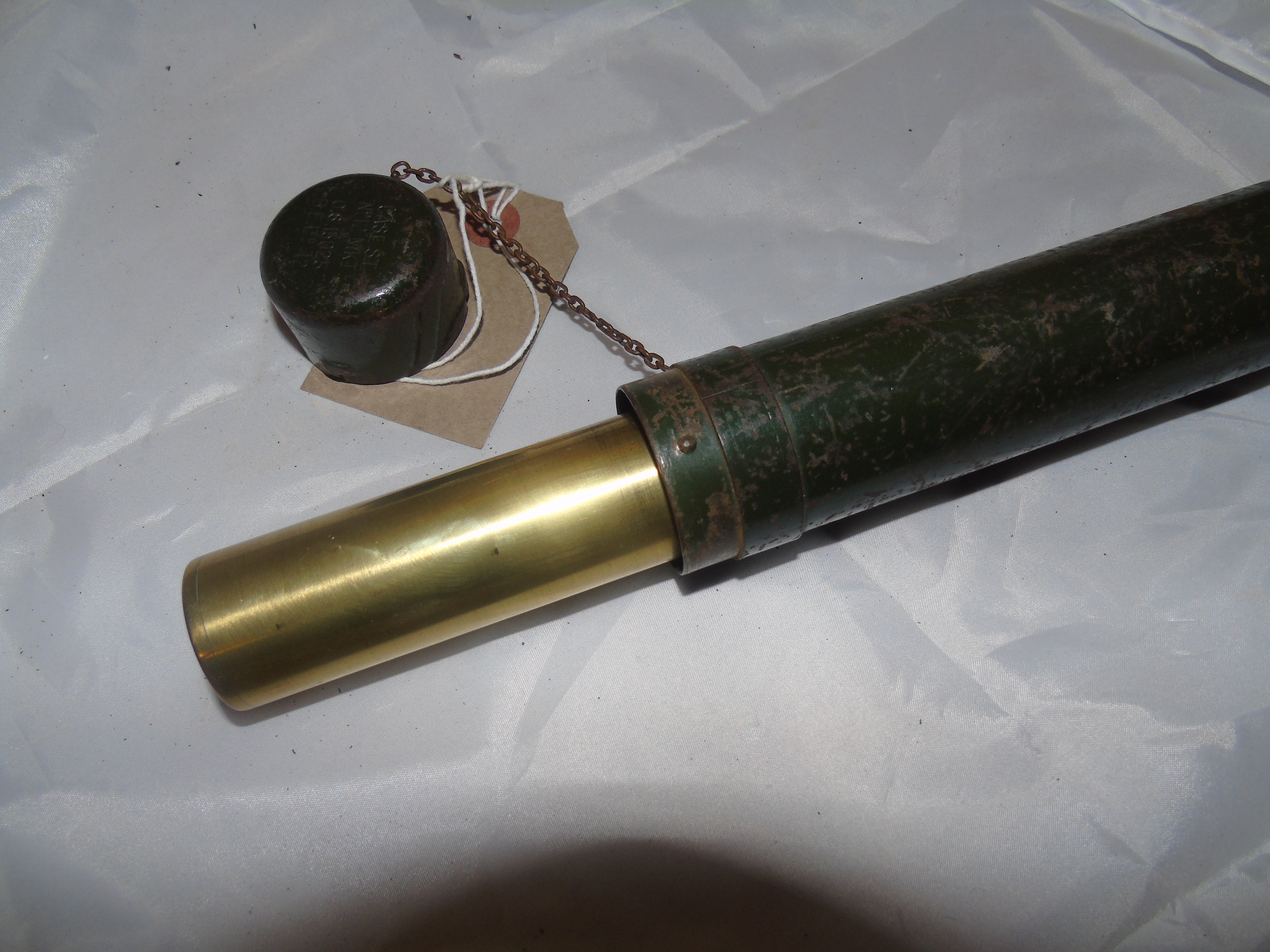 CANADIAN R.E.L. BRASS SIGHTING TELESCOPE WITH MILITARY CROWFOOT & STAMPTED 1943, EXTENDS TO 13" WITH - Image 3 of 9