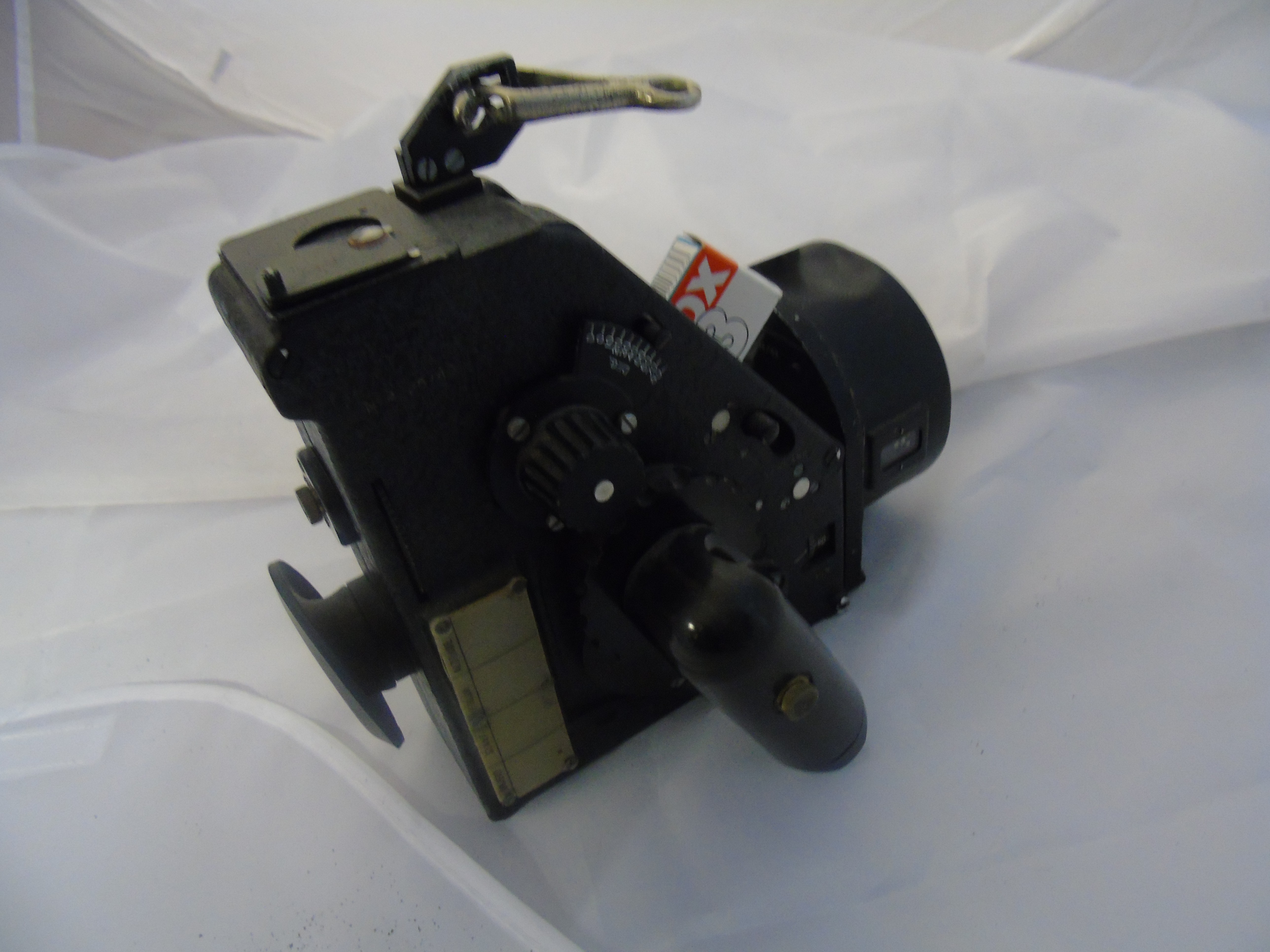 A VINTAGE AIRCRAFT BUBBLE SEXTANT MARK 1XA EST [£40-£80] - Image 2 of 6