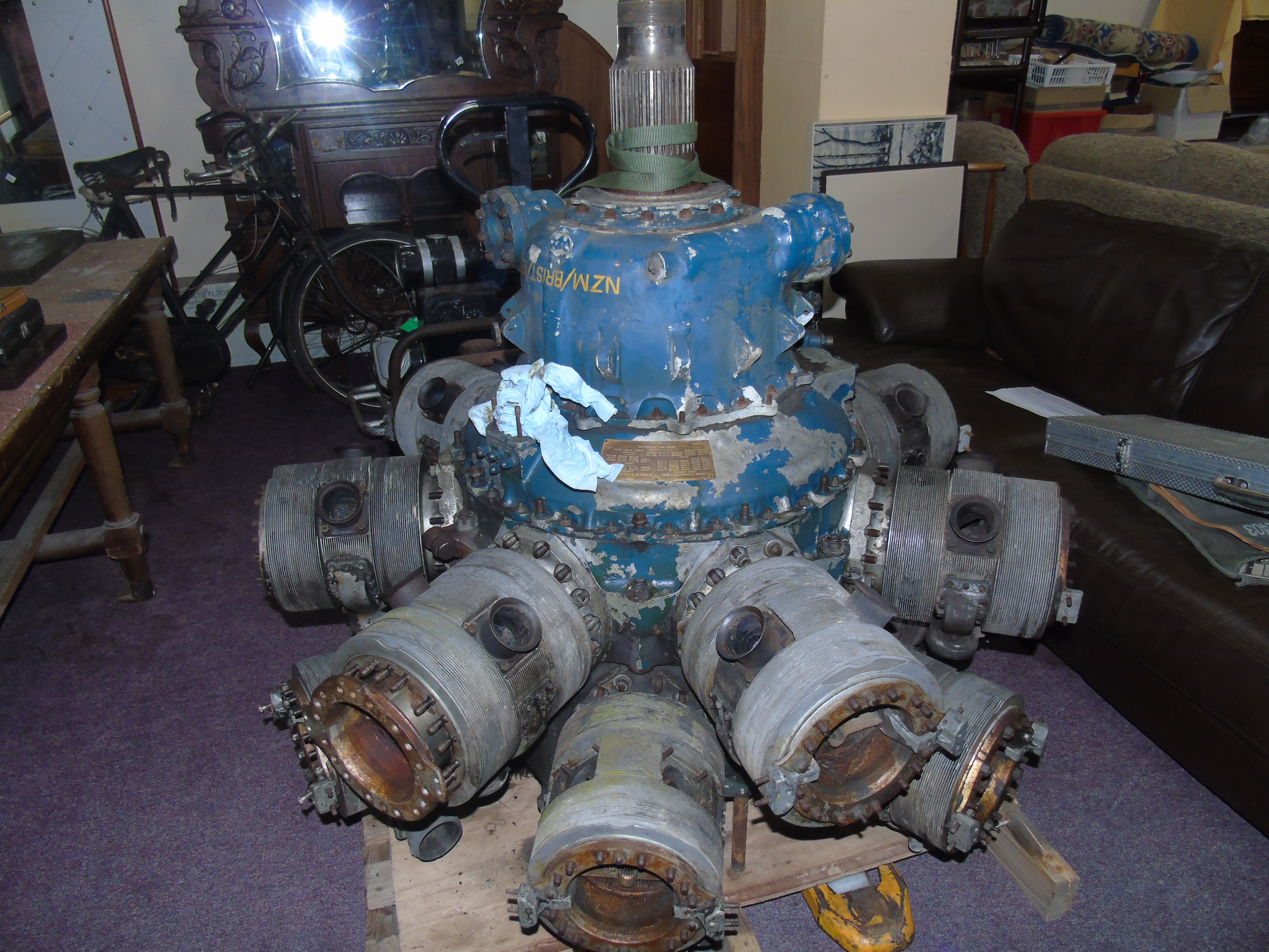 BRISTOL HERCULES RADIAL AIRCRAFT ENGINE WITH MANUAL - Image 11 of 15