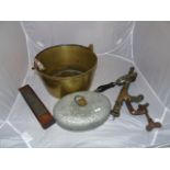 BRASS BERRY PAN THE MERRIT BAR MOUNTED CORKSCREW & TINPLATE BEDPAN ETC EST[£25-£50]