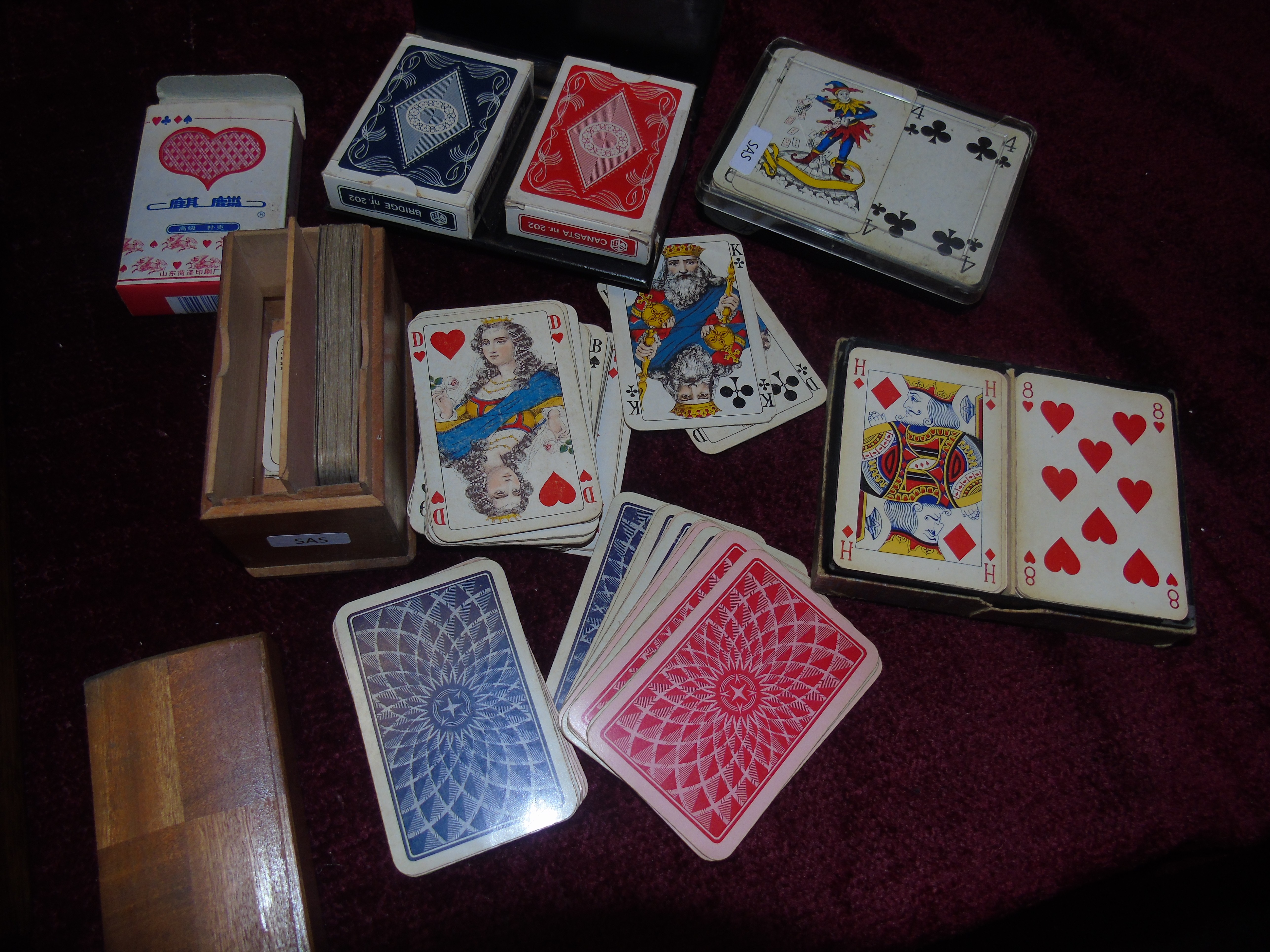 OAK WOODEN BOX OF PLAYING CARDS ,PUZZLES ,DOMINOES ANTON REICHE DRESDEN NACH10371 CHOCOLATE MOLD - Image 3 of 10