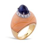 18kt two color gold ring with sapphire weight 16,2 gr.