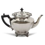 Silver teapot Sheffield, 1903 weight 420 gr.