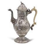 Silver coffee pot London, 1813 weight 1320 gr.