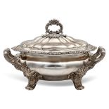 Silver soup tureen Sheffield, George IV, 1840 weight 3692 gr.