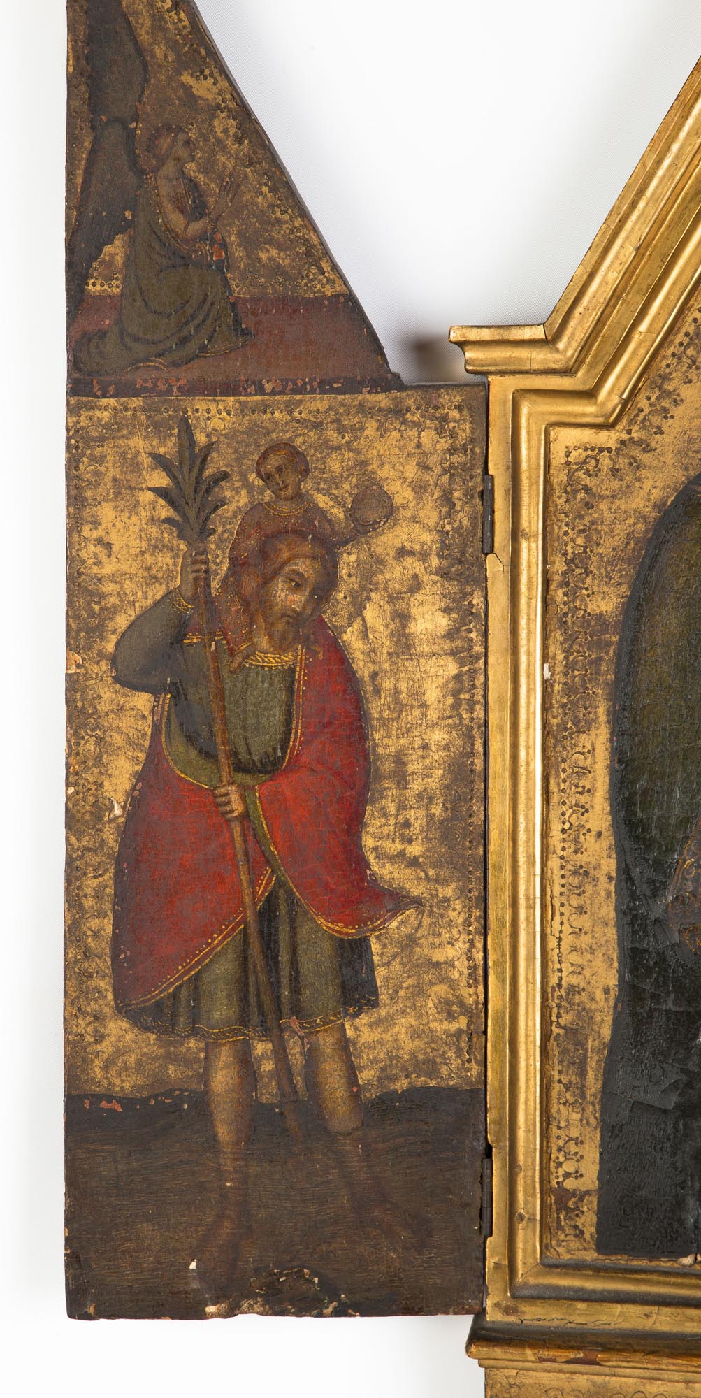Early Russian Icon Triptych. Tempera on wood. Depicting Mary and Child. Some minor wear and loss. - Image 3 of 6
